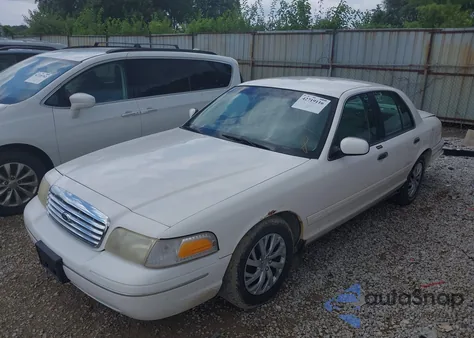 2000 Ford Crown Victoria from USA, damaged, VIN 2FAFP73W8YX108660